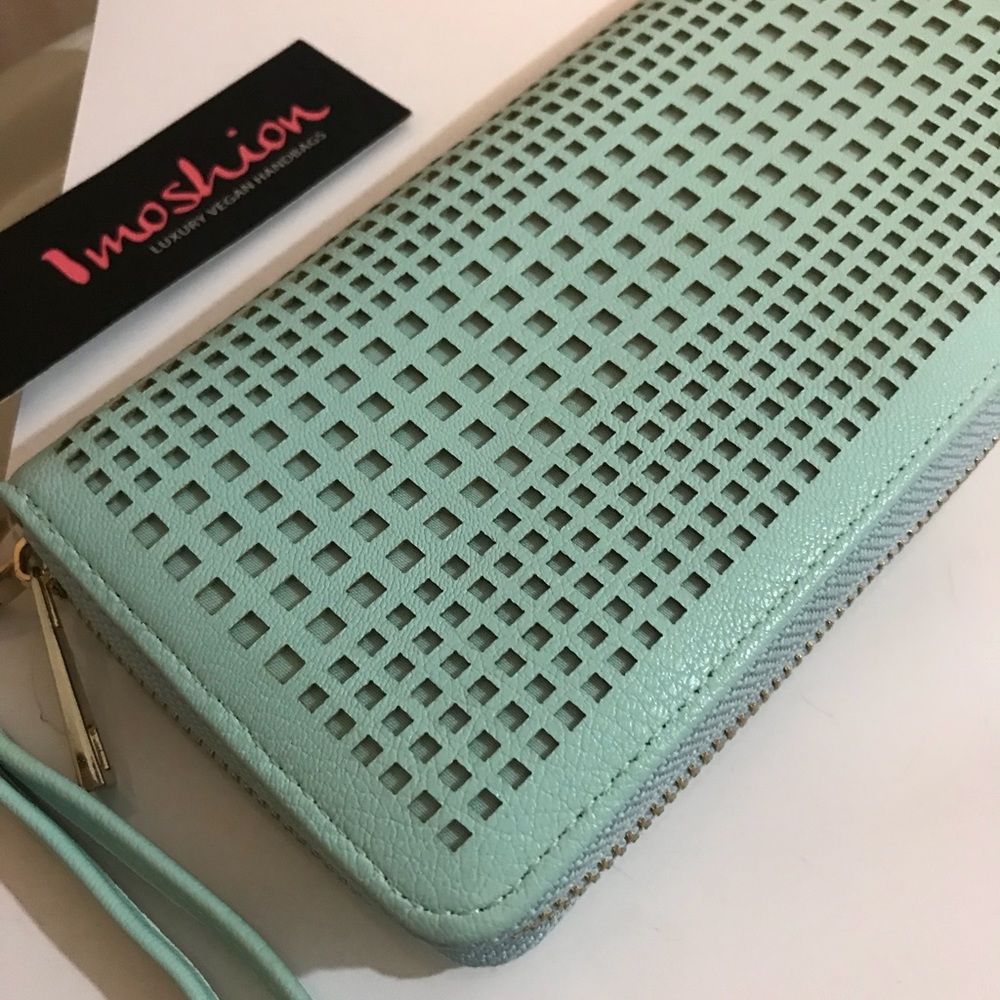 Imoshion Mint Vegan Wallet/Wristlet